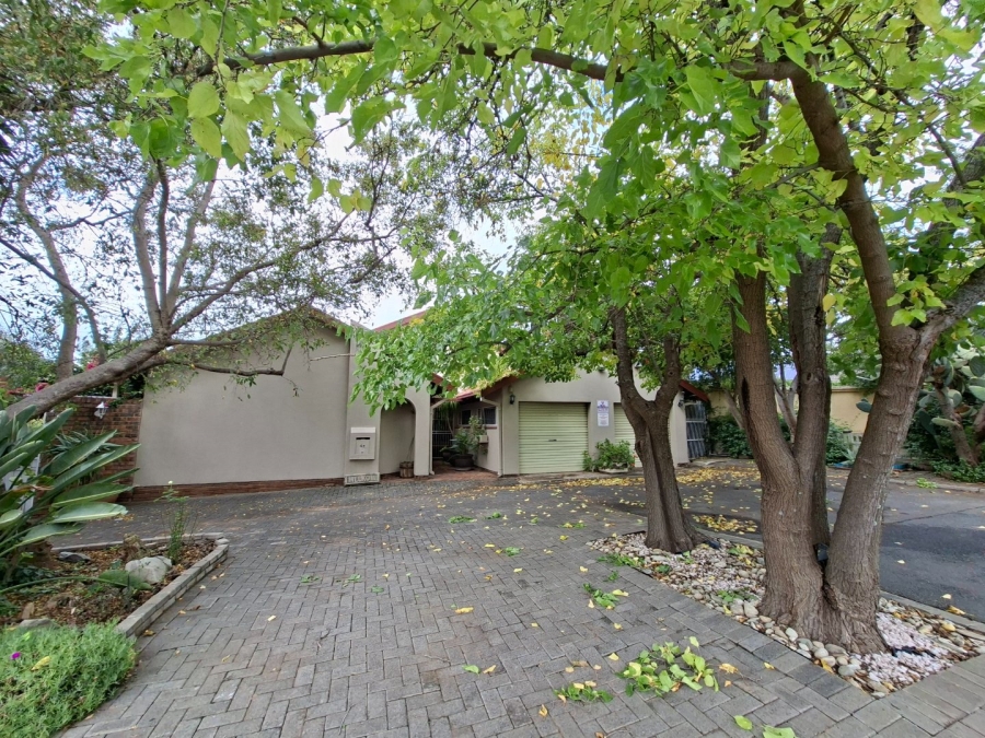 To Let 8 Bedroom Property for Rent in Dan Pienaar Free State